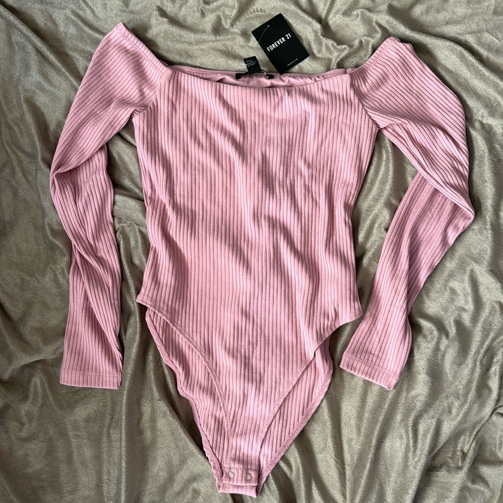 NWT ribbed, off shoulder bodysuit